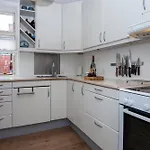빌라 Cozy Located Townhouse In 낙스코우
