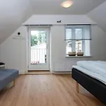 빌라 Cozy Located Townhouse In 낙스코우