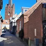 빌라 Cozy Located Townhouse In 낙스코우