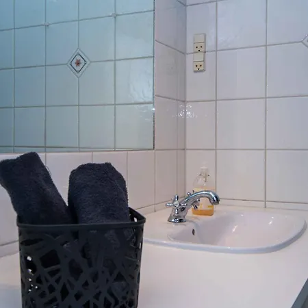 别墅 Cozy Located Townhouse In