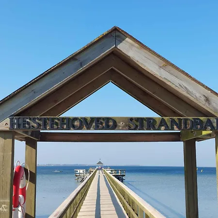 Cozy Located Townhouse In *