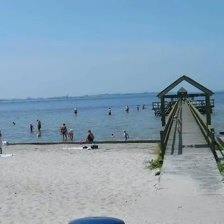 Cozy Located Townhouse In