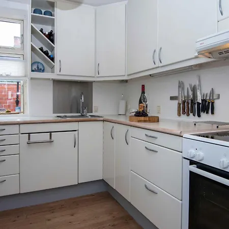 Cozy Located Townhouse In * 纳克斯考