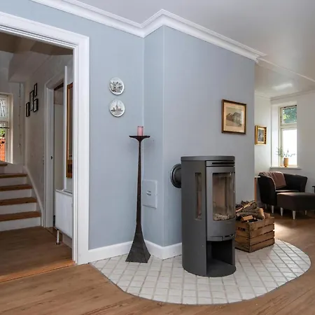 Villa Cozy Located Townhouse In *