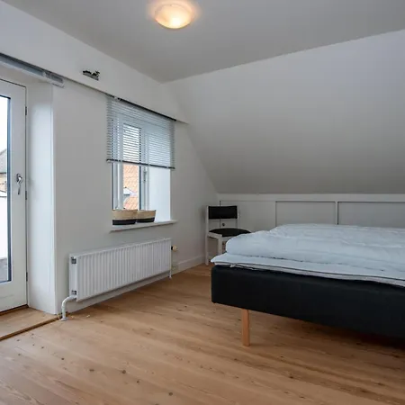 Villa Cozy Located Townhouse In *