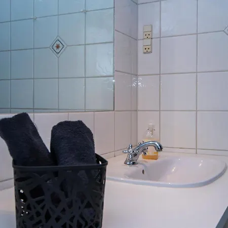 Cozy Located Townhouse In