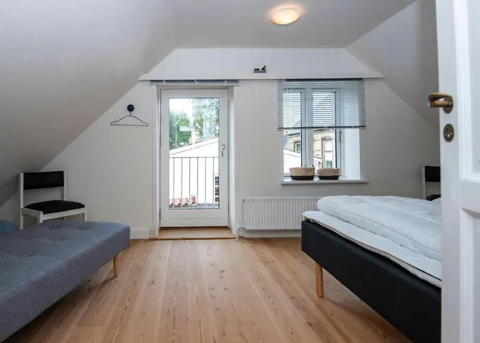 Cozy Located Townhouse In