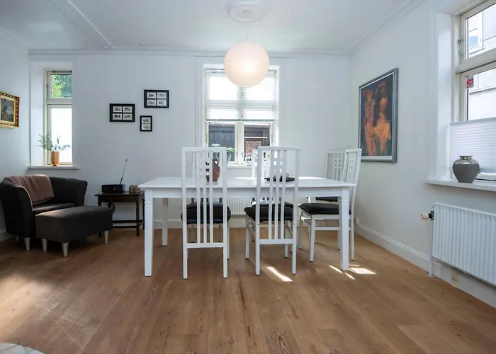 Cozy Located Townhouse In * Nakskov