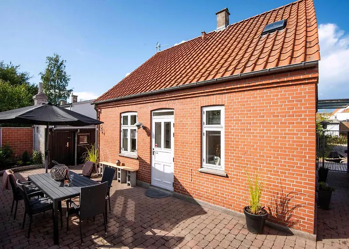 Villa Cozy Located Townhouse In *