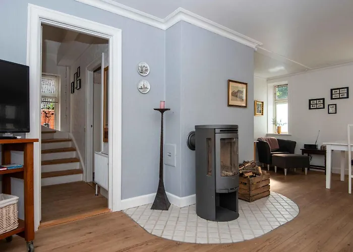 Cozy Located Townhouse In فيلة ناكسكوف